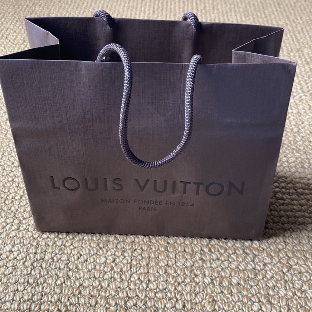 Louis Vuitton retail bag